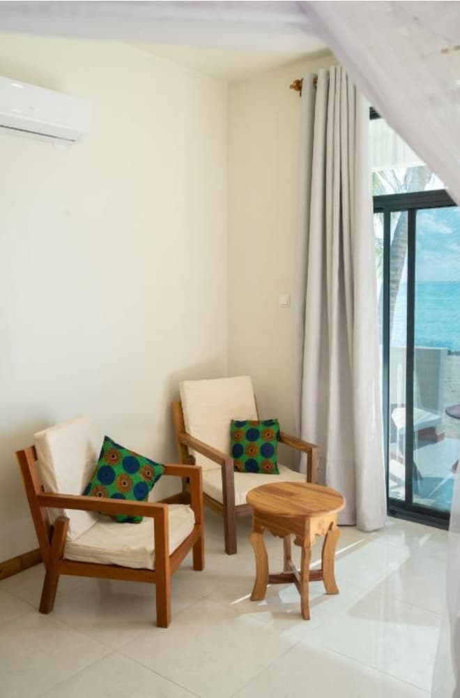 Deluxe Double or Twin Room photo 2