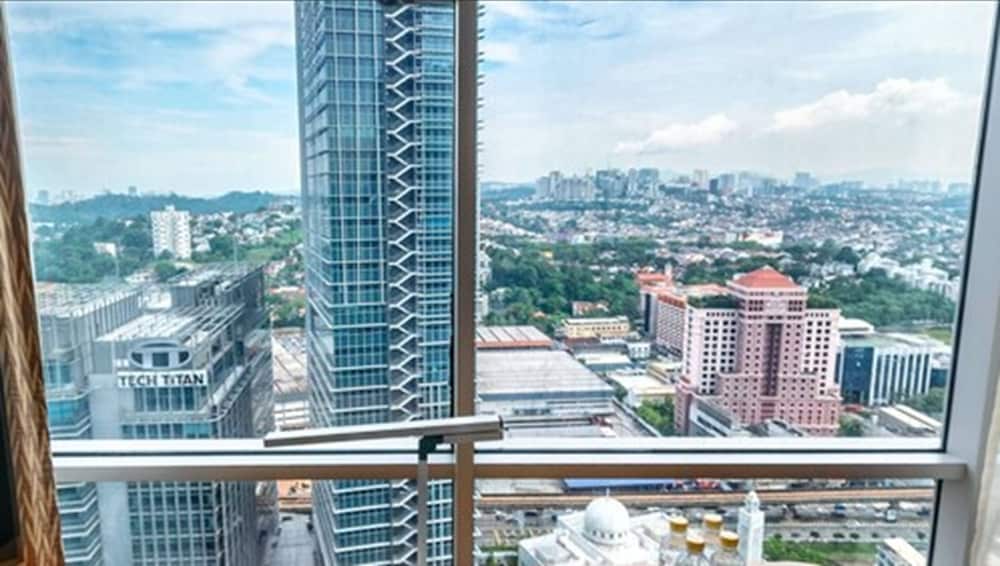 Room, 1 King Bed, City View