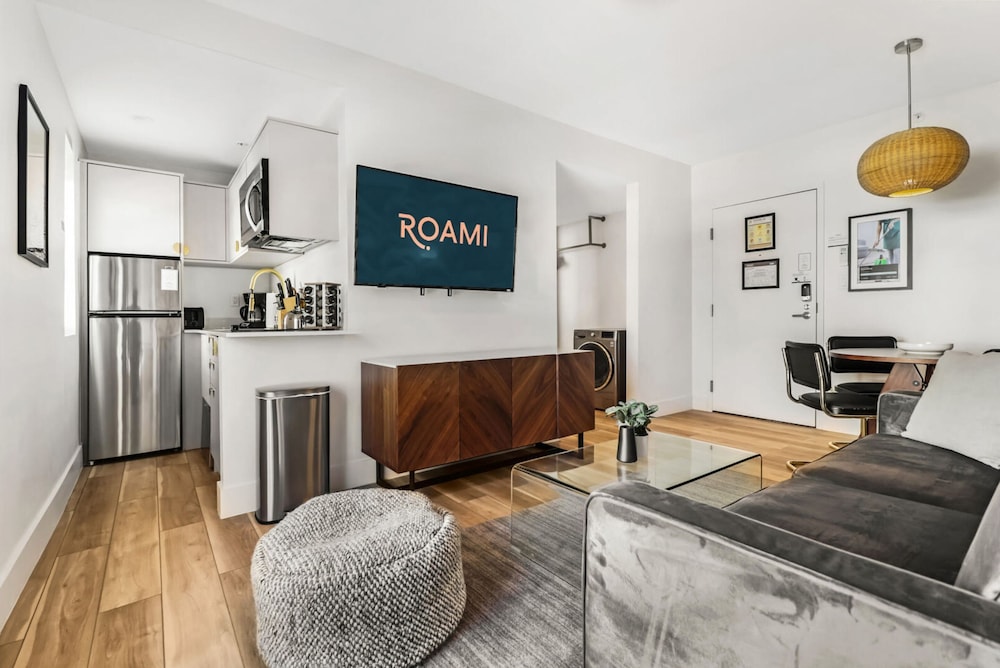 2 Bedroom | 2 Bathroom - Photo 13