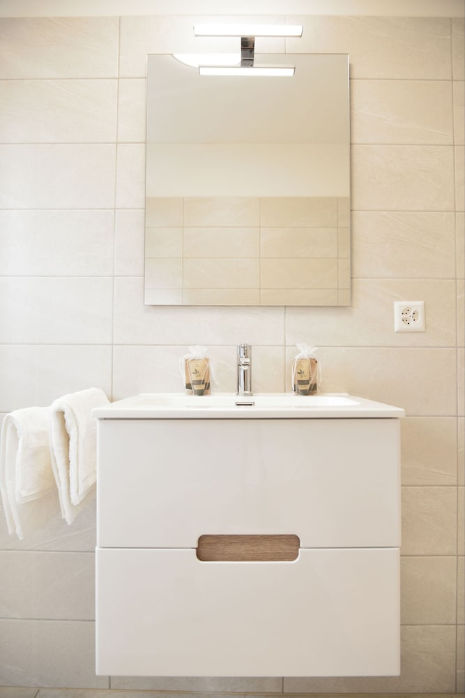 Brändi Uusi Huoneisto Cecilia Residence - Apt N°10, Kuva 7