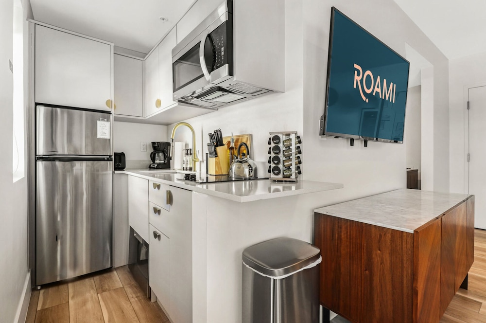 2 Bedroom | 2 Bathroom - Photo 17