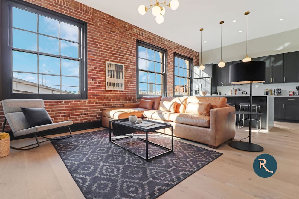2 Bedroom