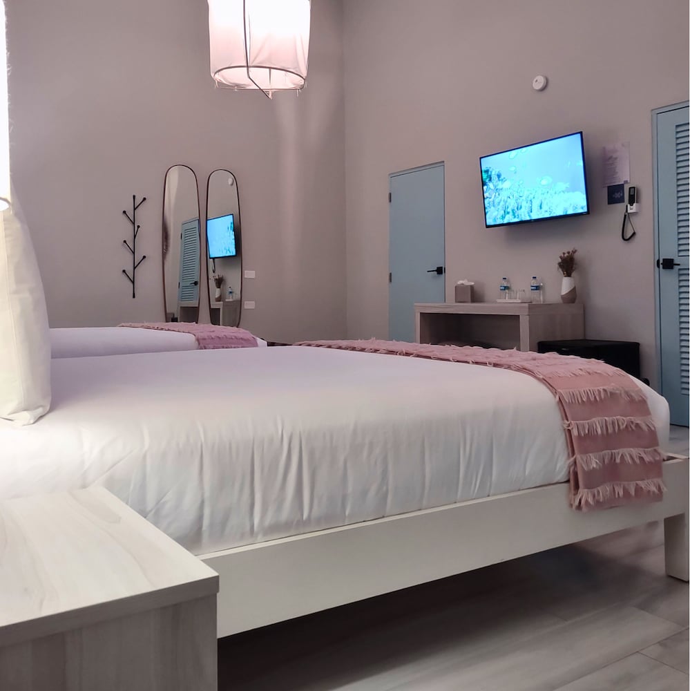 Standard Double Room - Photo 2