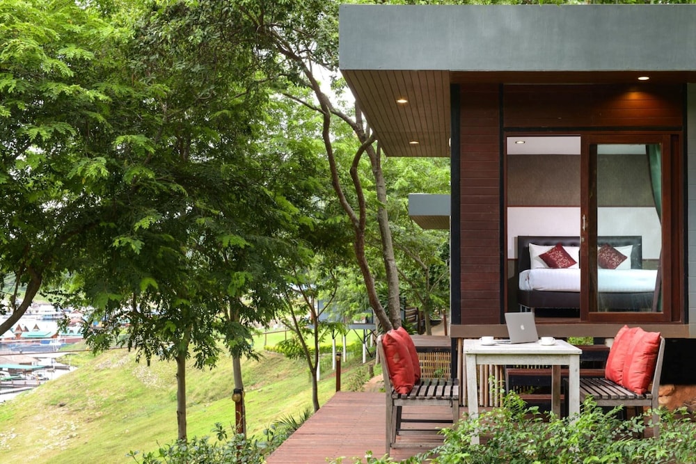 Mountain House photo 2