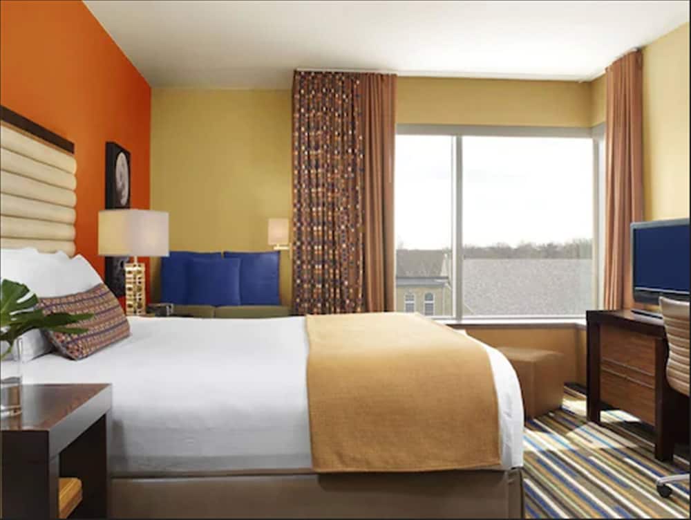 Superior Room, 1 King Bed - Photo 2