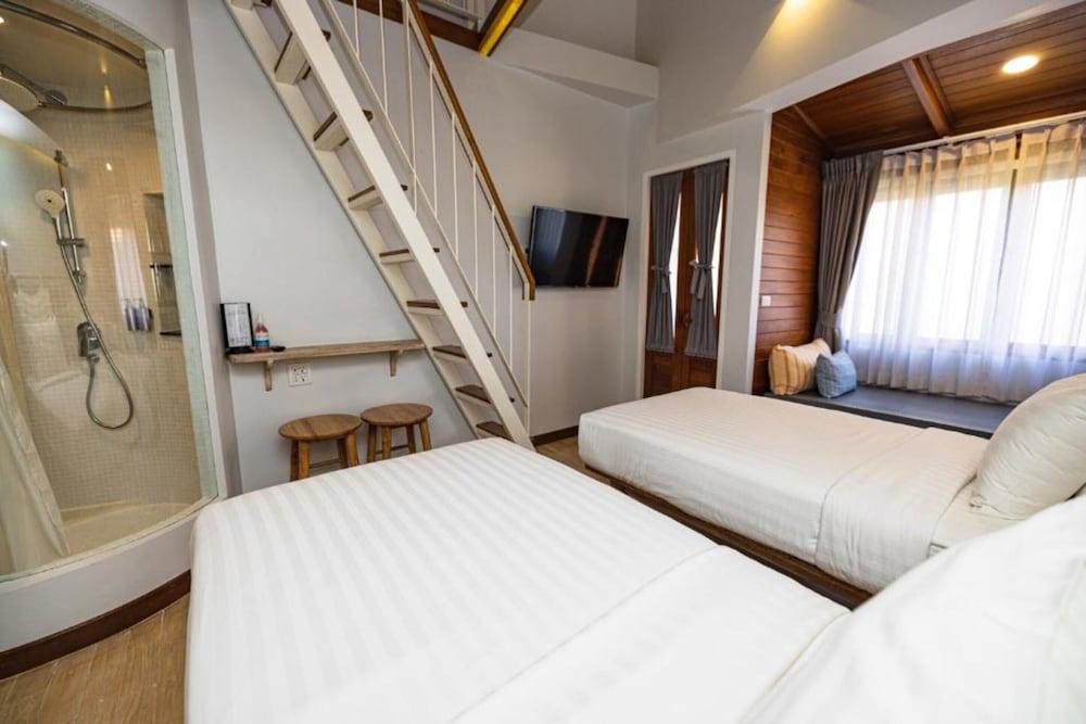 Deluxe Family Loft, photo 6
