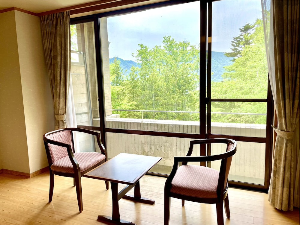 Japanese Style Room, Shared Bathroom, Mountain View - Photo 15