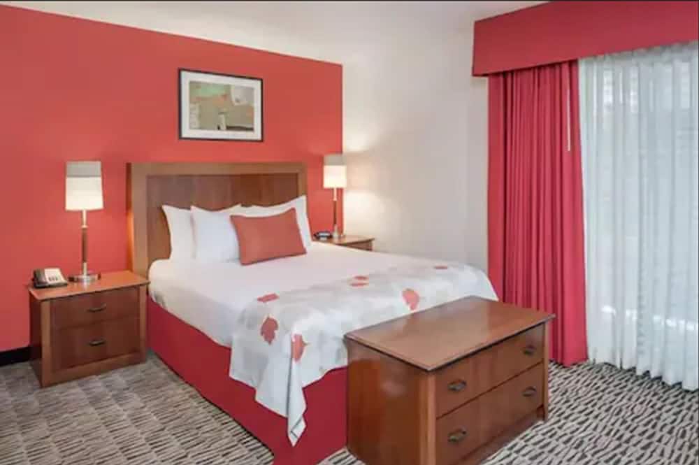 Studio Suite, 1 Queen Bed - Photo 1
