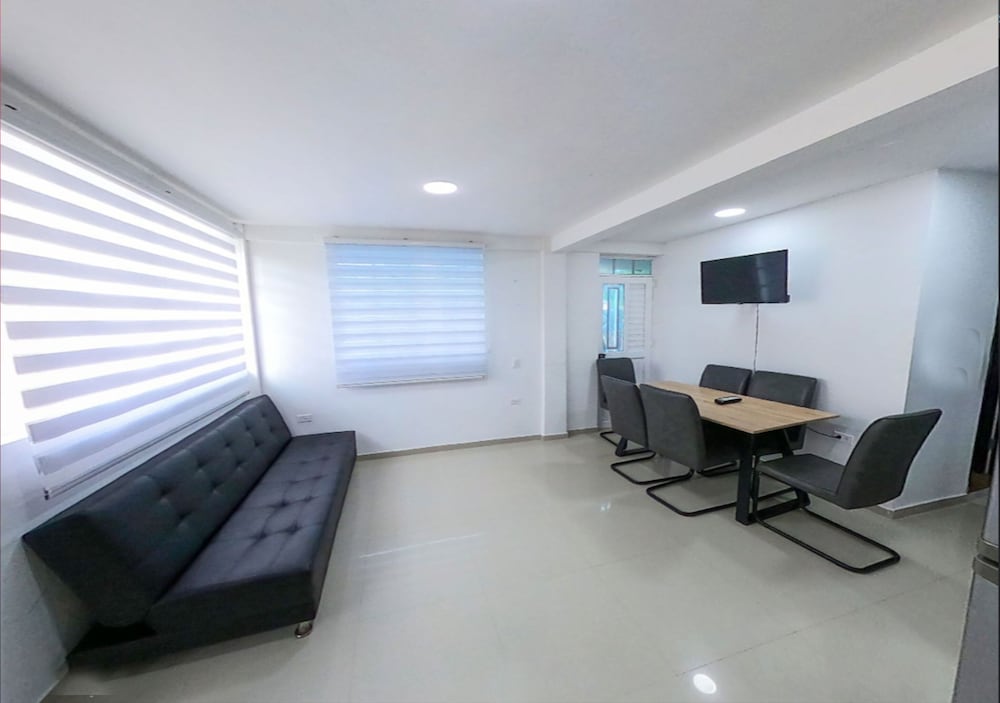 Basic Apartment, 2 Bedrooms, Non Smoking