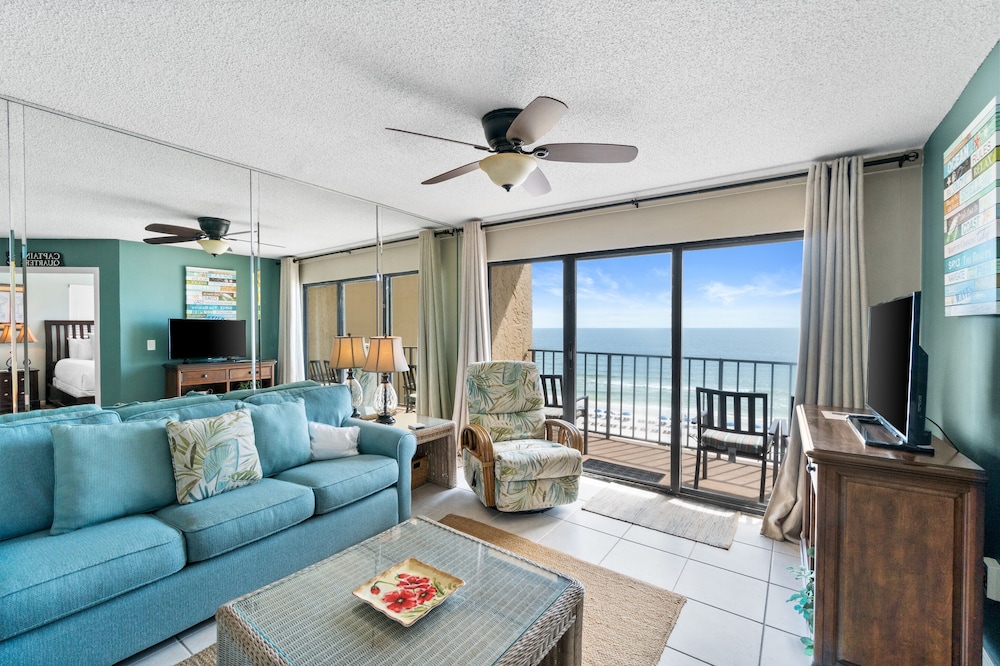 Condo, 2 Bedrooms, Ocean View (705A)