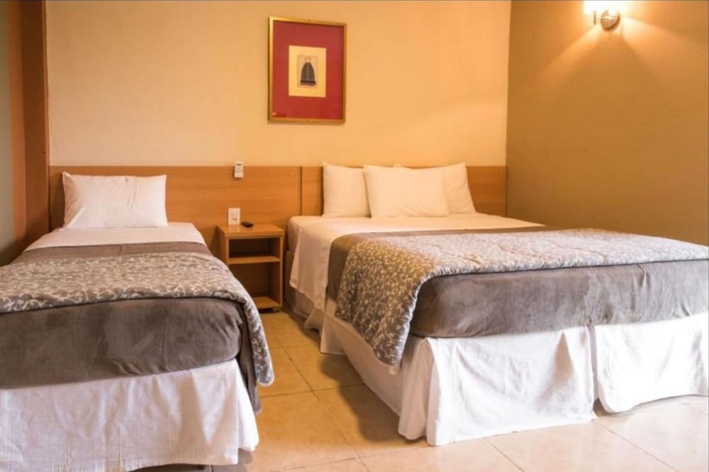 Deluxe Triple Room photo 3