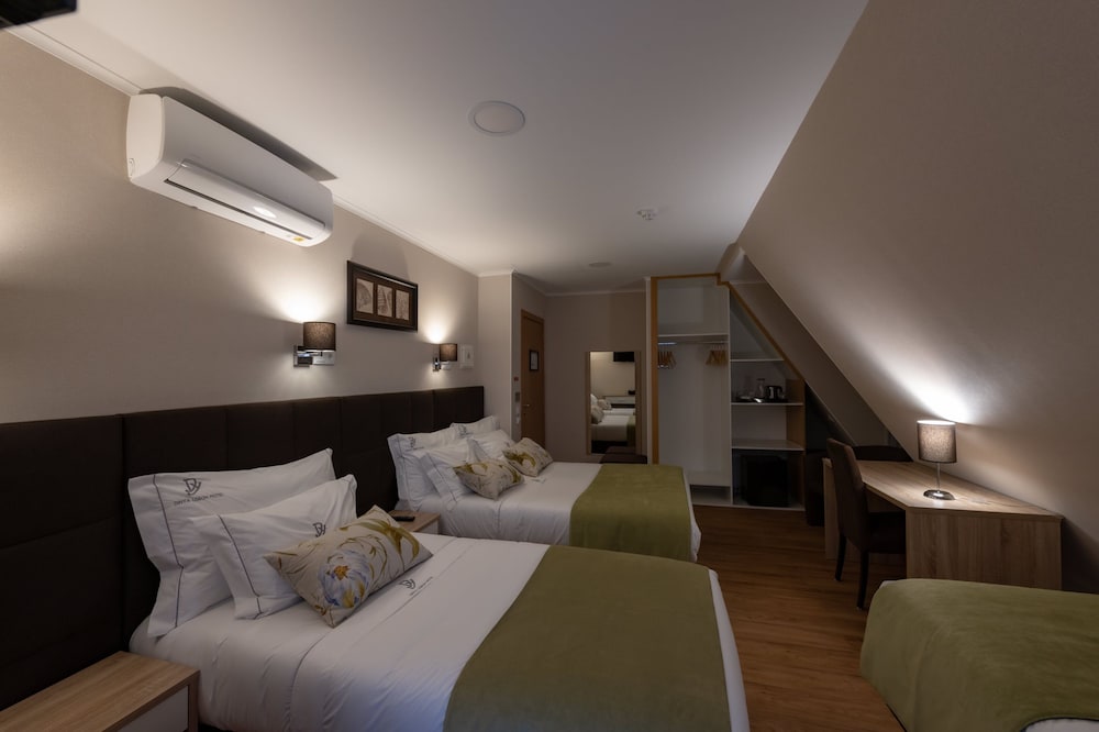 Quadruple Room - Photo 20