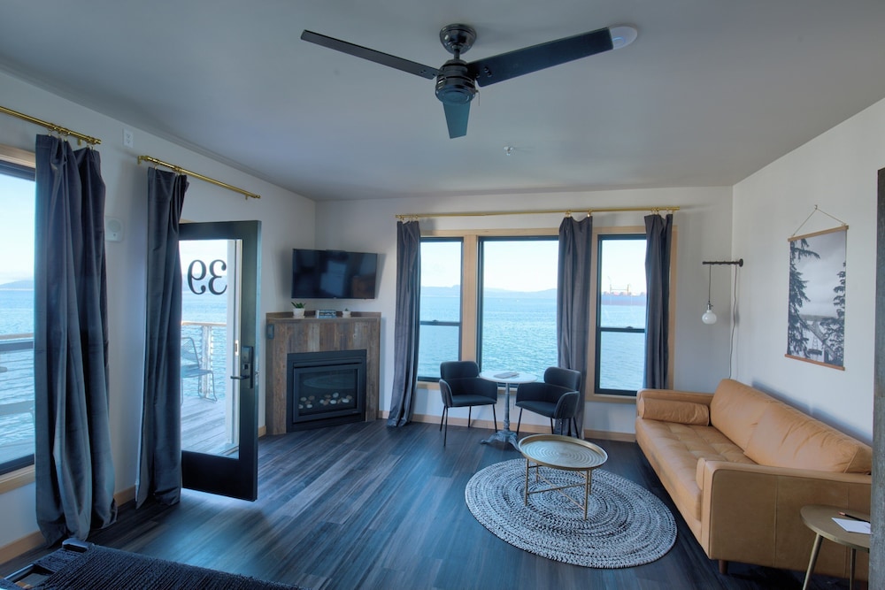 Luxe Ice House King 2nd Floor - Photo 14