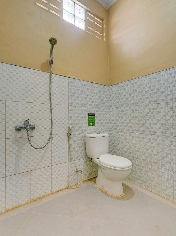 Standard Double Room - Photo 6