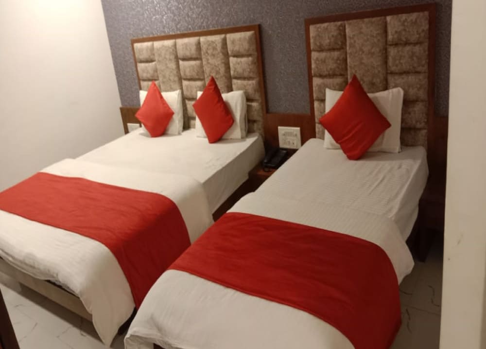 Deluxe Triple Room - Photo 1