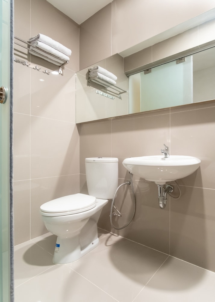 Standard Double Room - Photo 6