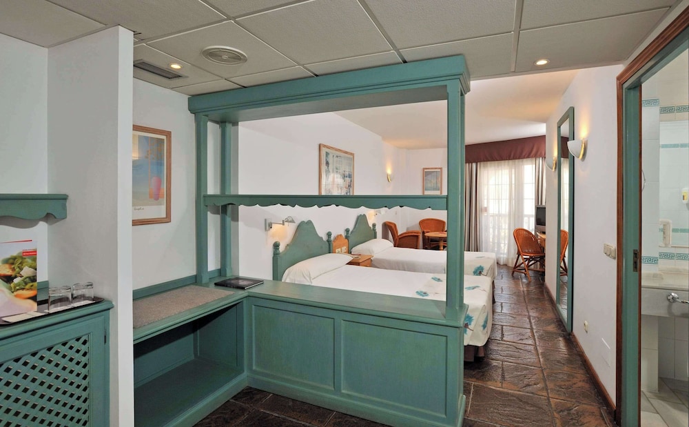 Standard Room - Photo 1