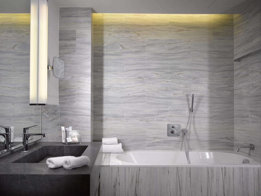 Pied a Terre - Photo 3