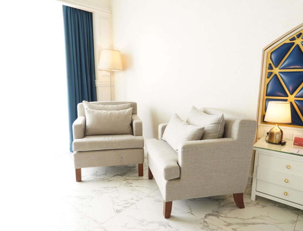 Executive Suite, Multiple Beds, Sea View photo 3