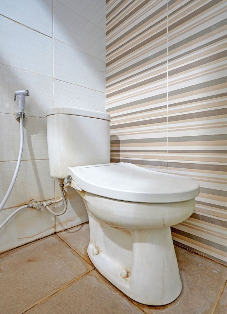 Standard Double Room - Photo 10