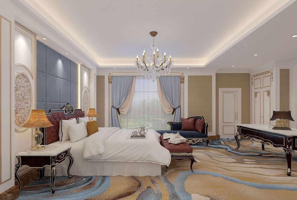 Premier Suite, 1 King Bed, Non Smoking photo 1