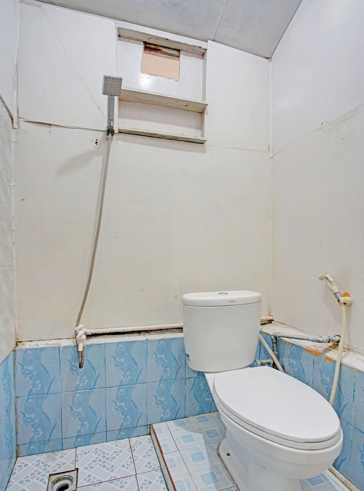 Standard Twin Room photo 3