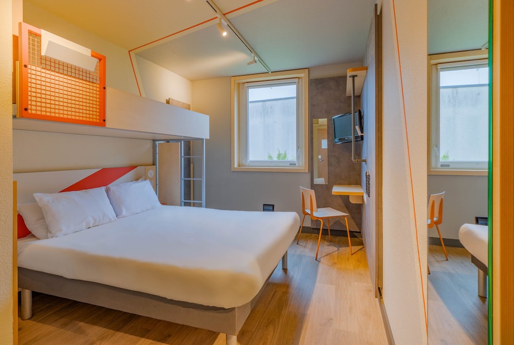 Triple Room, Multiple Beds - Photo 5