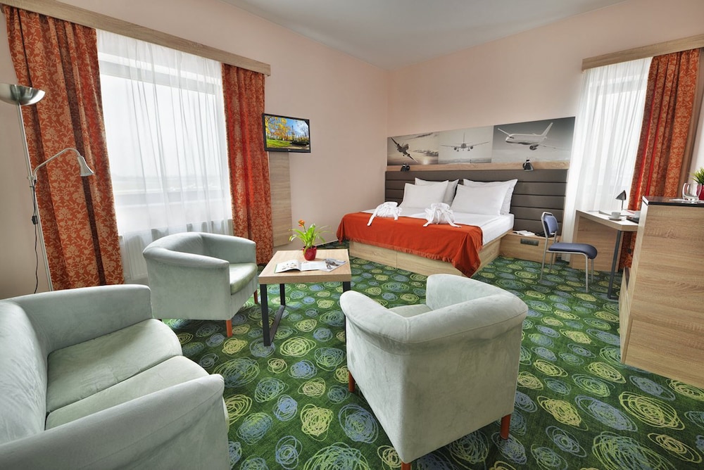 Junior Suite, 1 King Bed, Non Smoking