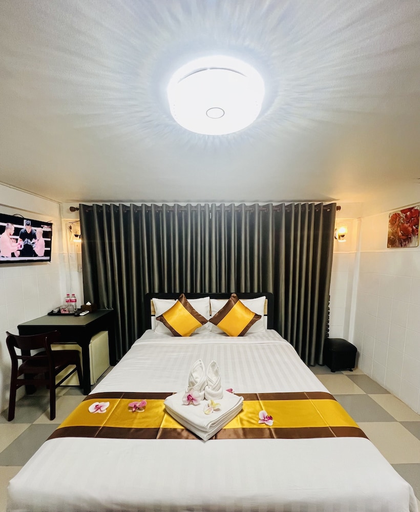 Standard Double Room - Photo 4
