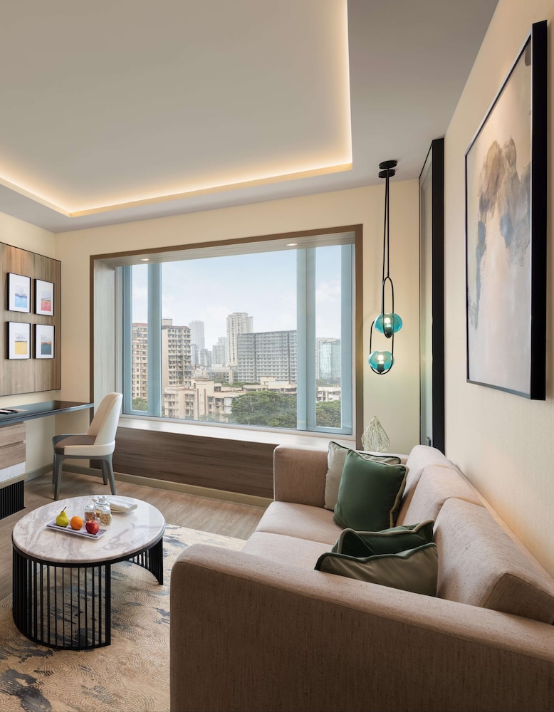 Suite, 1 Bedroom photo 3