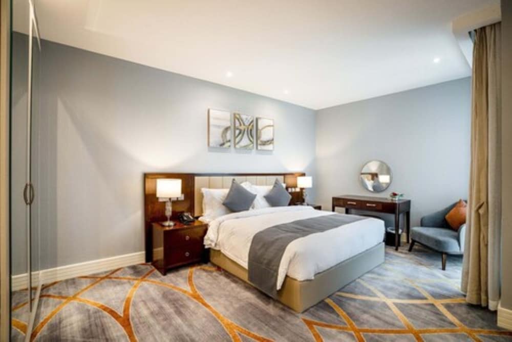 Panoramic Suite - Photo 4