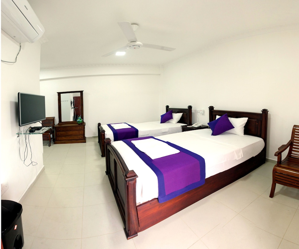 Deluxe Twin Room - Photo 14