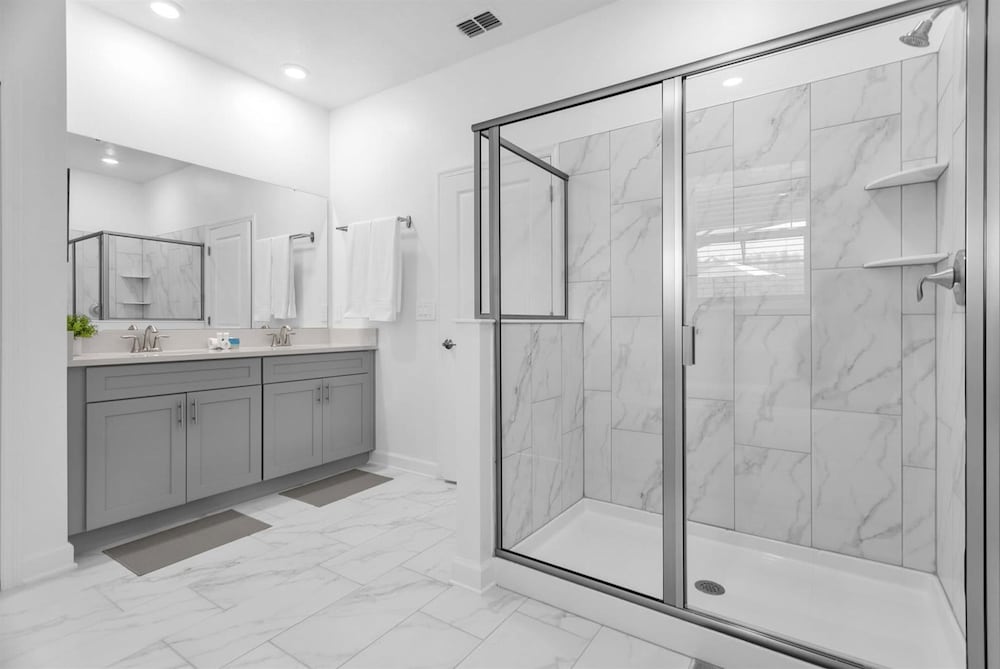 Upstay - Lakeview Mansion w Pool Spa and Cinema, Kuva 37
