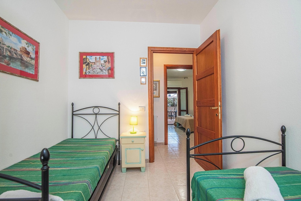 Family Apartment, Multiple Bedrooms, 2 Bathrooms (Scacciapensieri)