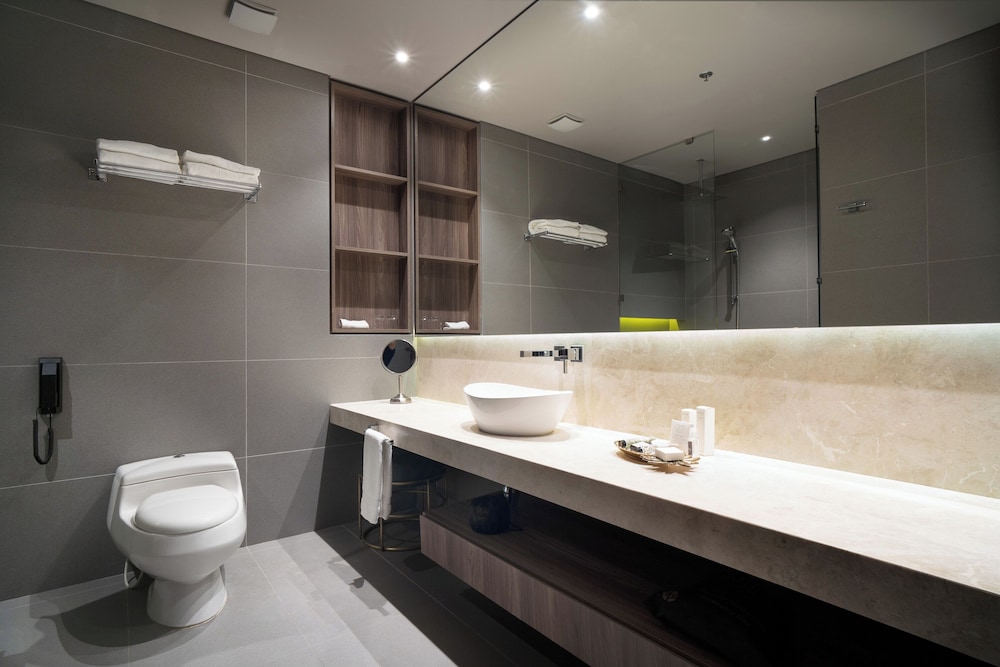Grand Suite, 1 King Bed (Salvio) - Photo 17