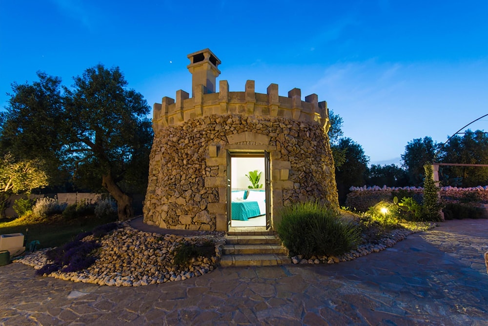 Villa photo 2