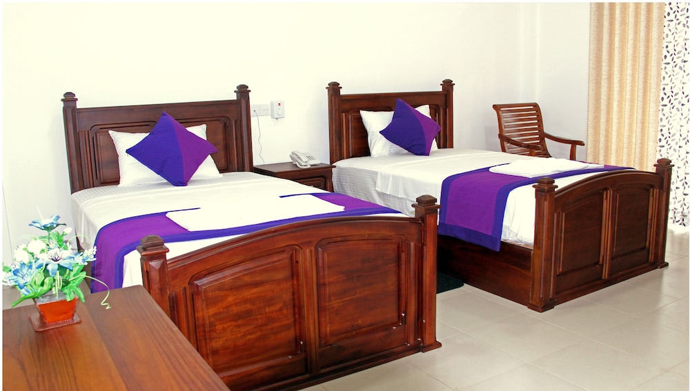 Deluxe Twin Room - Photo 15