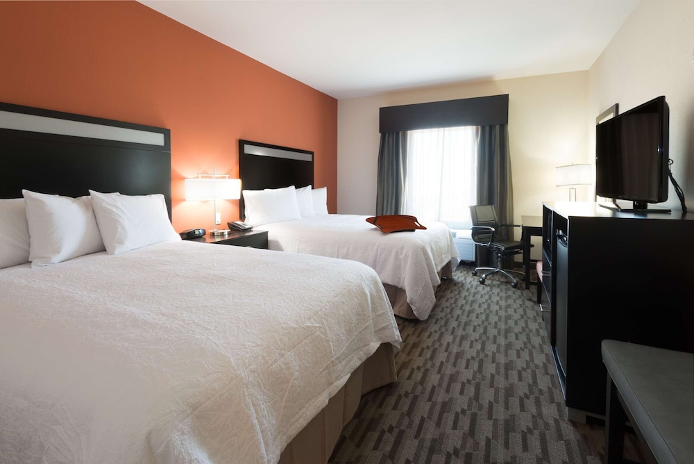 Room, 2 Queen Beds, Refrigerator & Microwave photo 1