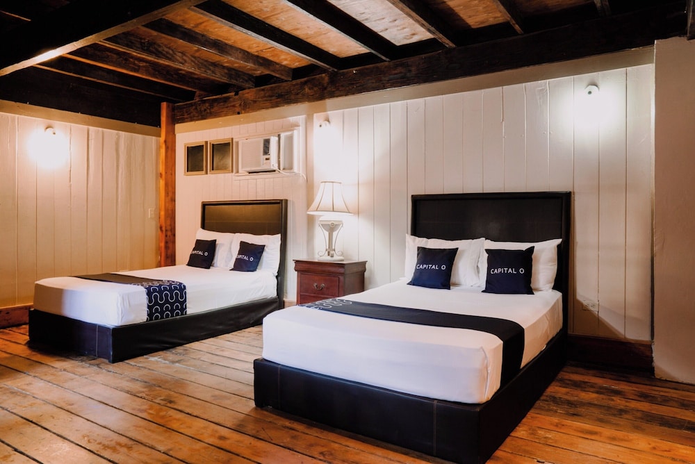 Standard Quadruple Room, 2 Double Beds photo 1