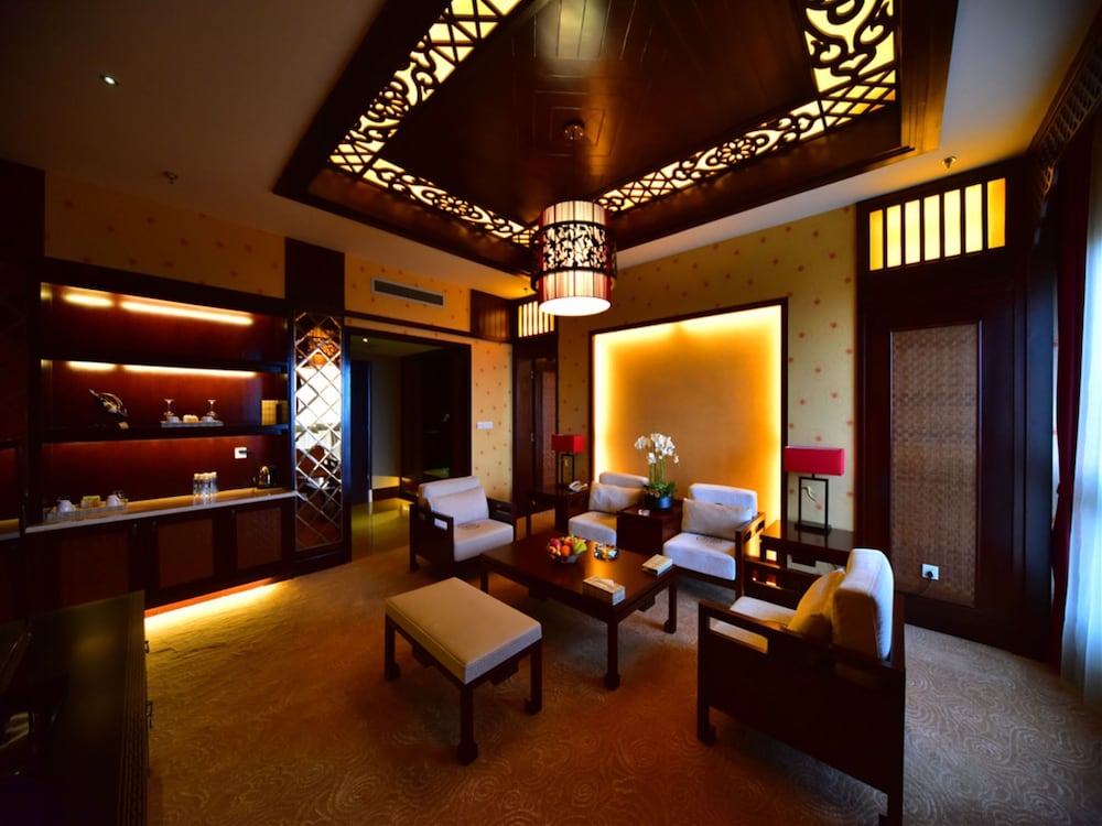 Private Suite photo 1