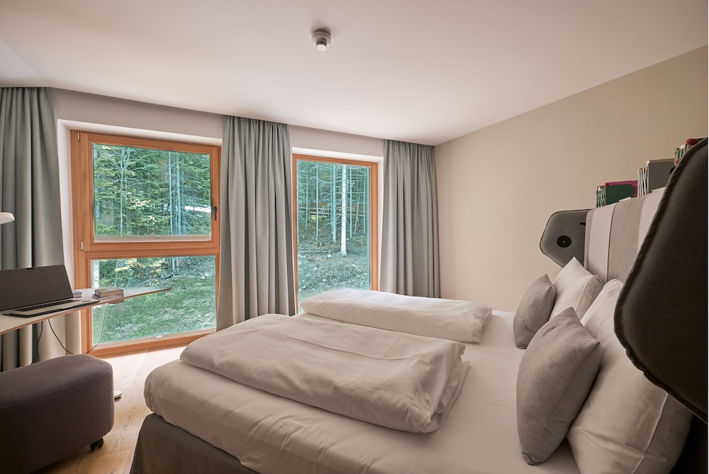 Comfort Double Room (Waldzimmer Rollstuhlgerecht)
