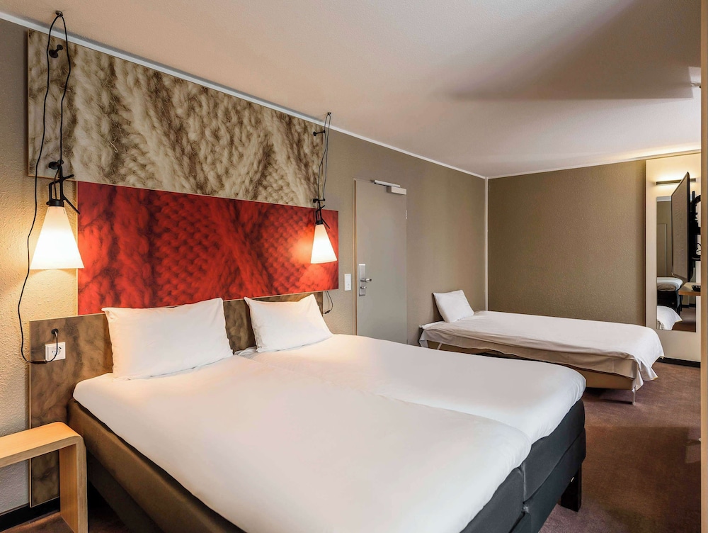 Comfort Room, 1 Double Bed with Sofa bed - Photo 5