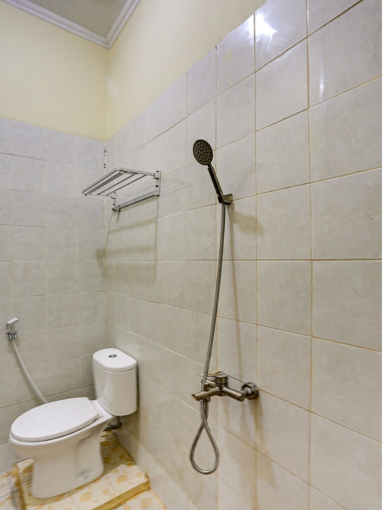 Standard Double Room - Photo 5