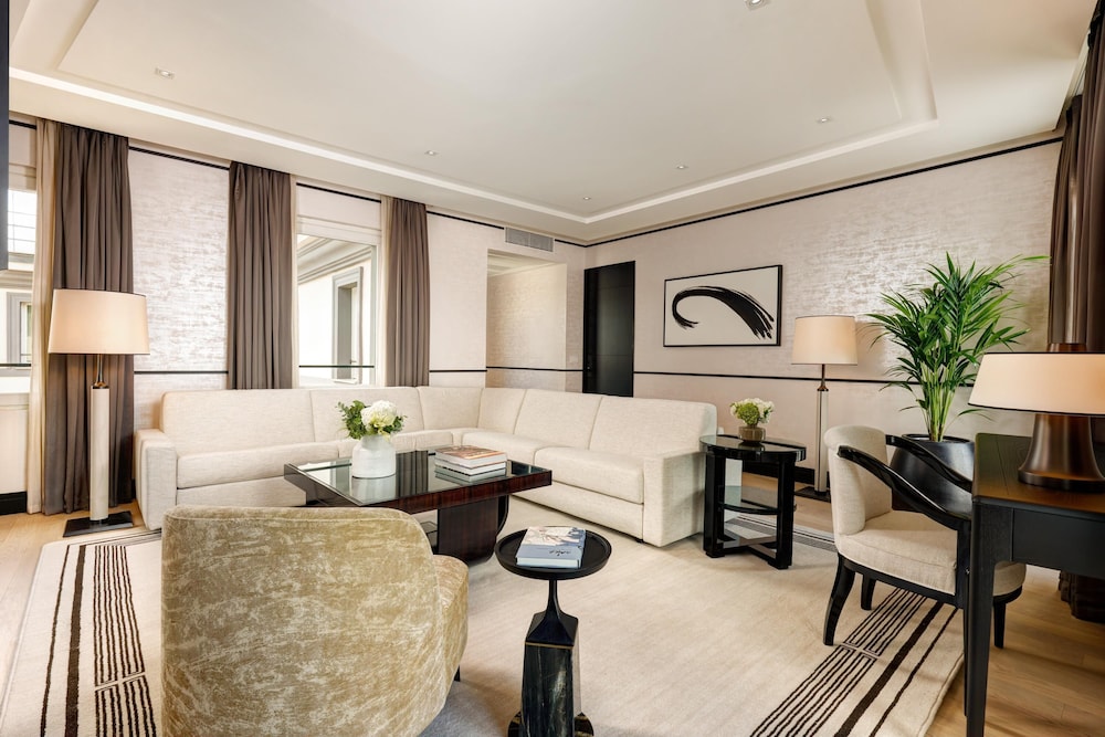 Nobu Suite