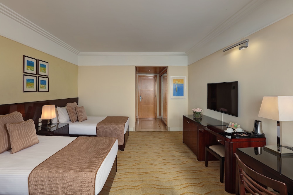 Deluxe Twin Room, 2 Twin Beds - Photo 4