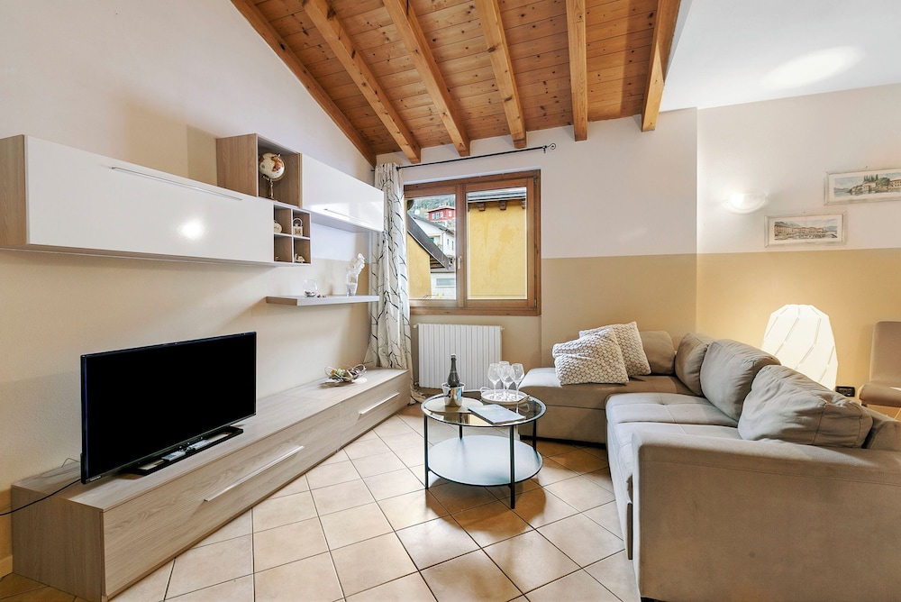 Standard Apartment, 1 Bedroom (Sweet Dream loft-100m From Lake)