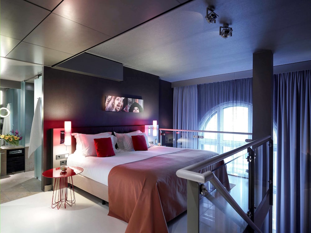 Suite, 1 King Bed (Prestige)