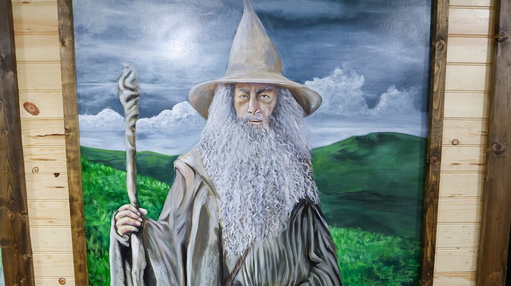 Gandalf s Getaway Indoor Pool Theater Arcade Firepit Book Now, Photo 71
