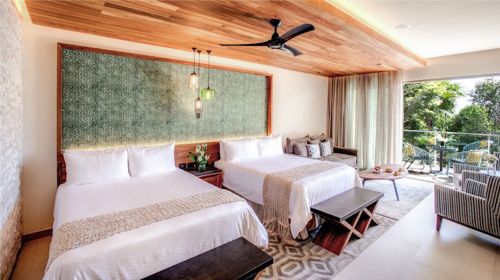 Queen Suite
