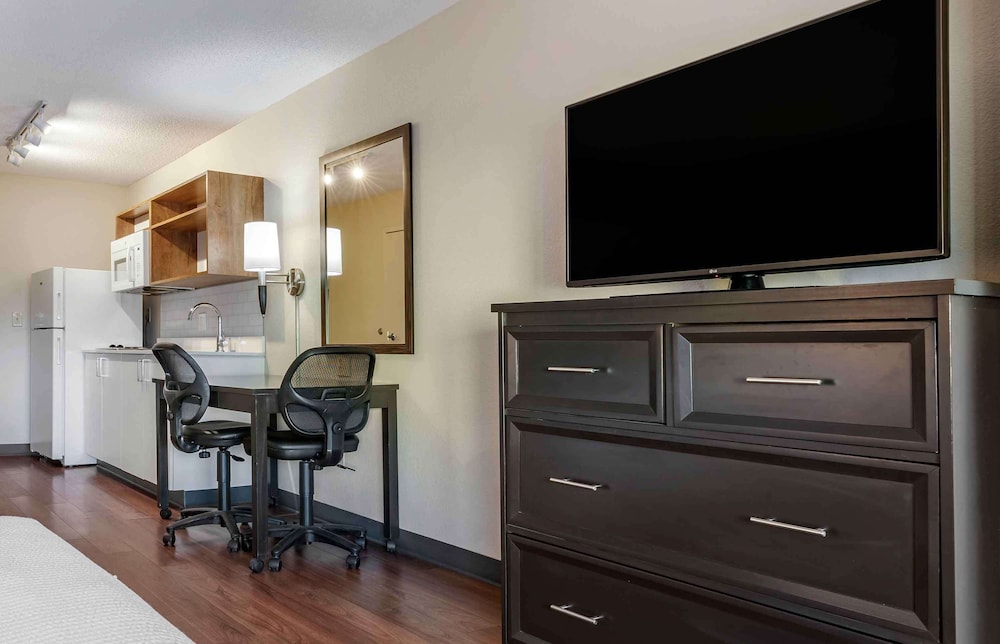 Suite, 1 Bedroom, Non Smoking - Photo 3